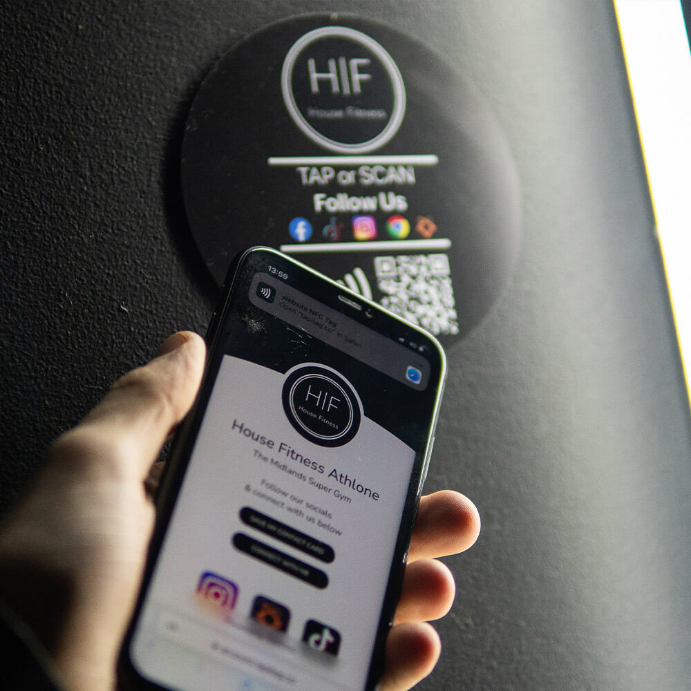 TAPiTAG NFC Business Card