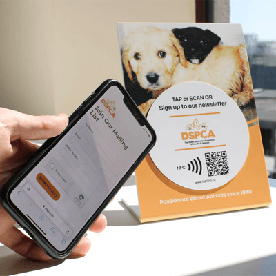TAPiTAG A5 display stand with DSPCA PRINT google review