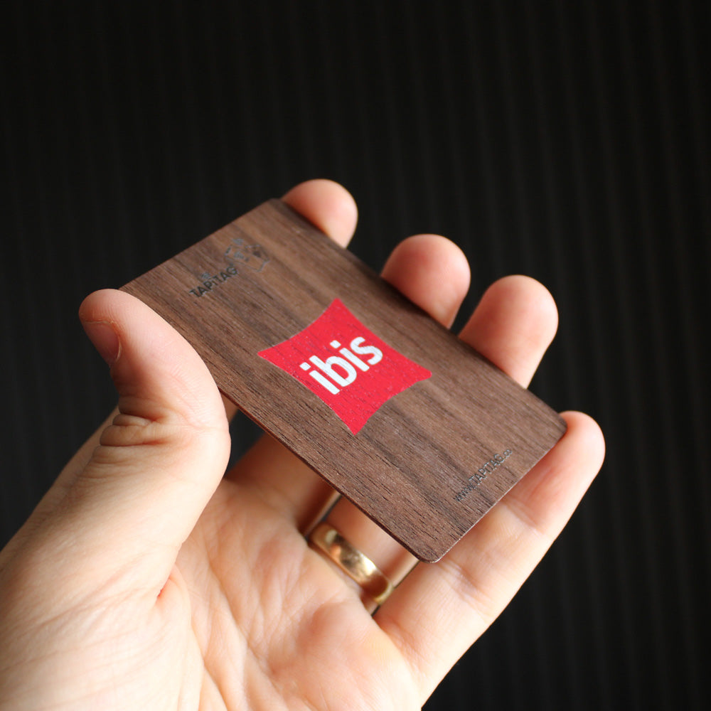 Walnut NFC QR Code google review card IBIS HOTEL