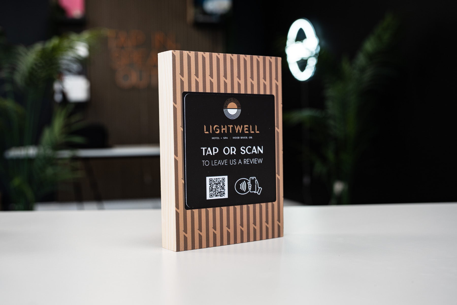 Google Review tag customised on wood box
