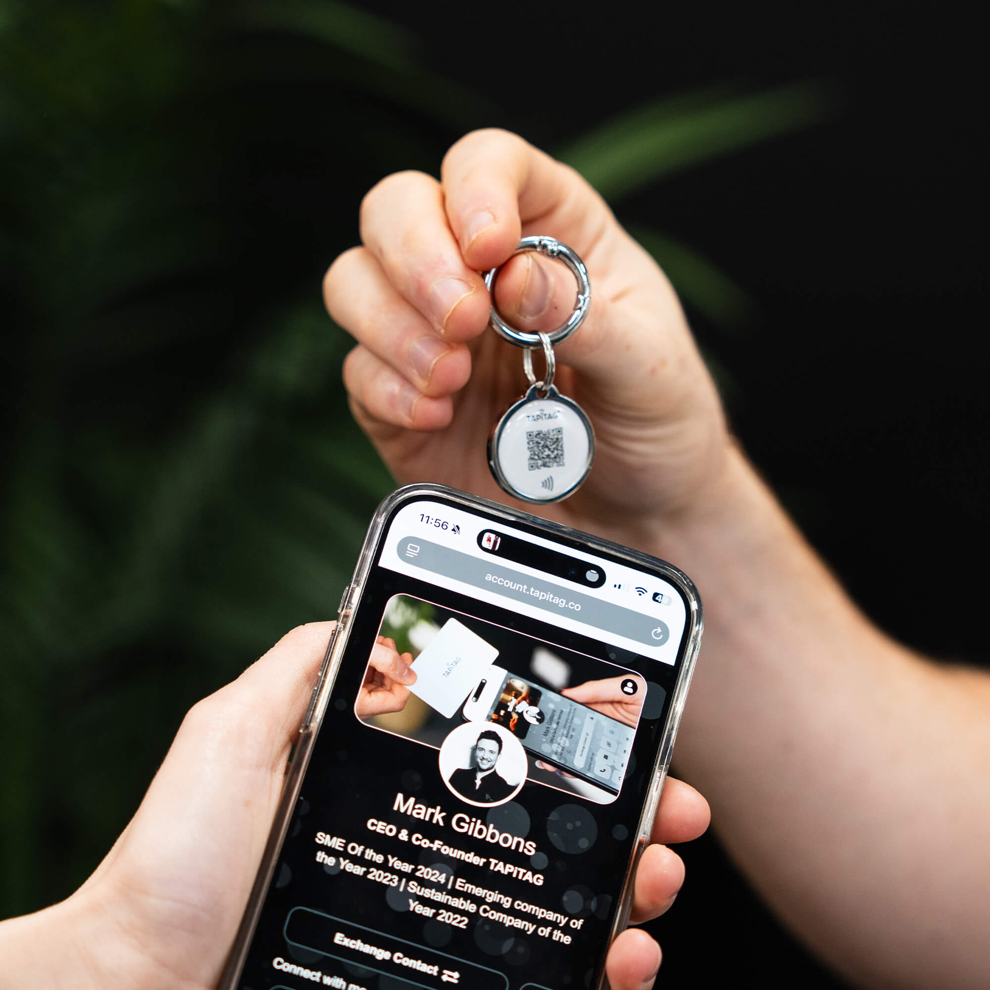 TAPiTAG Digital Keyring silver NFC QR CODE Digital Business Card