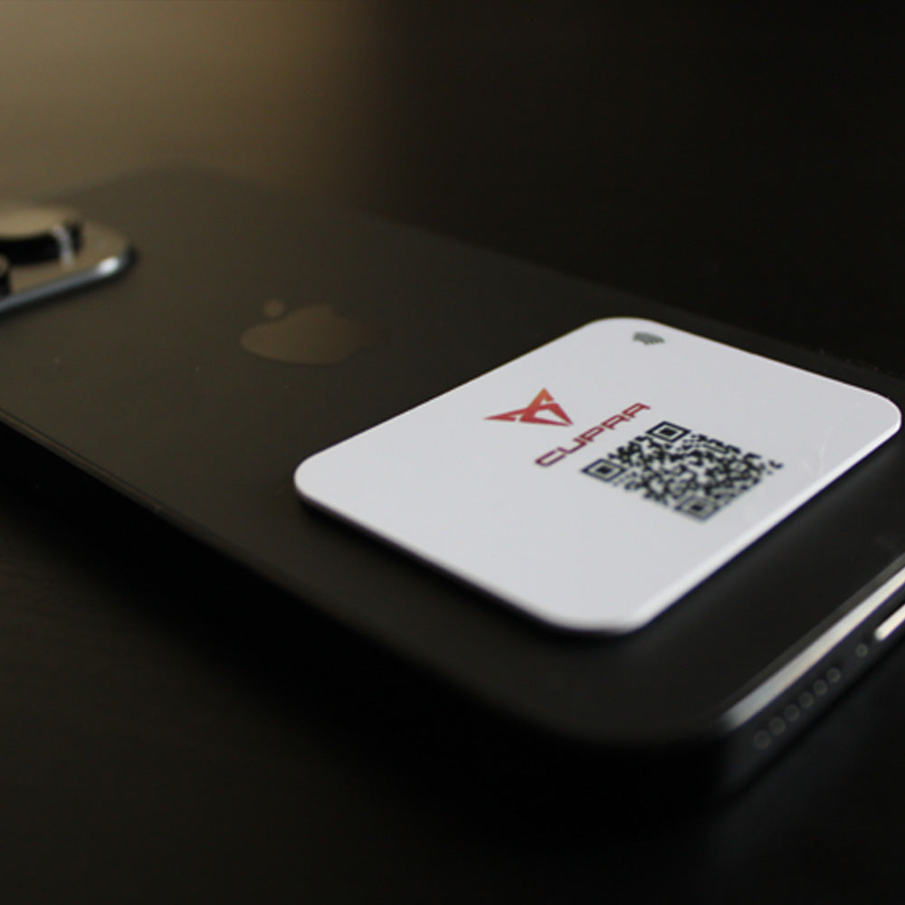 TAPiTAG CardMini NFC-Enabled Digital Business Card